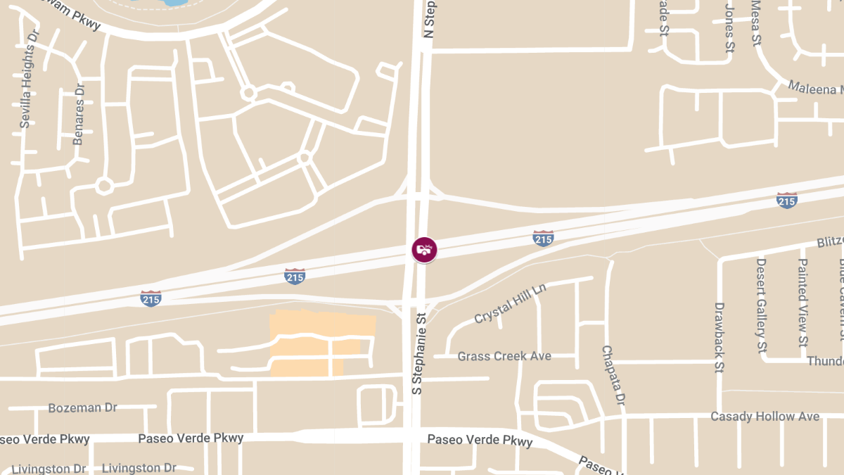 Injuries in Crash on I-215 W at Stephanie St