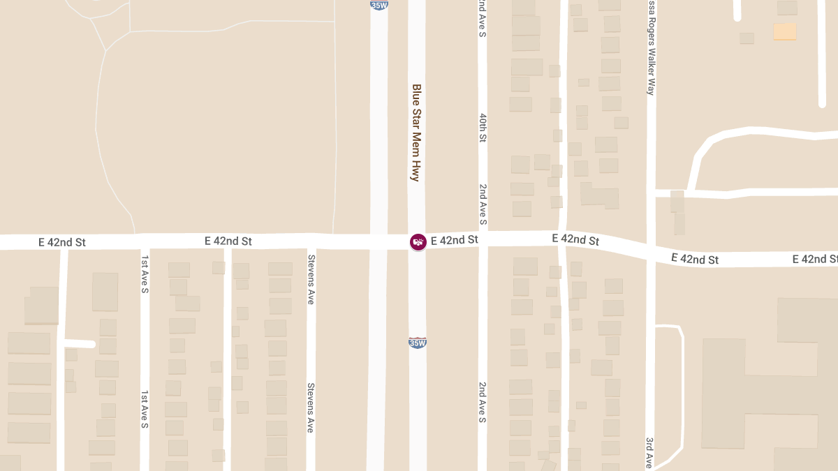 Injuries in Crash on I-35W N & 42nd St E