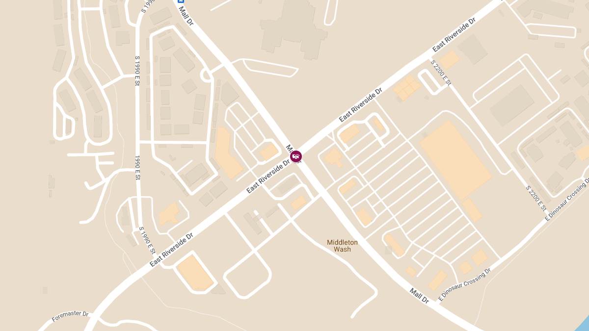 Injury Accident at Riverside Dr & Mall Dr