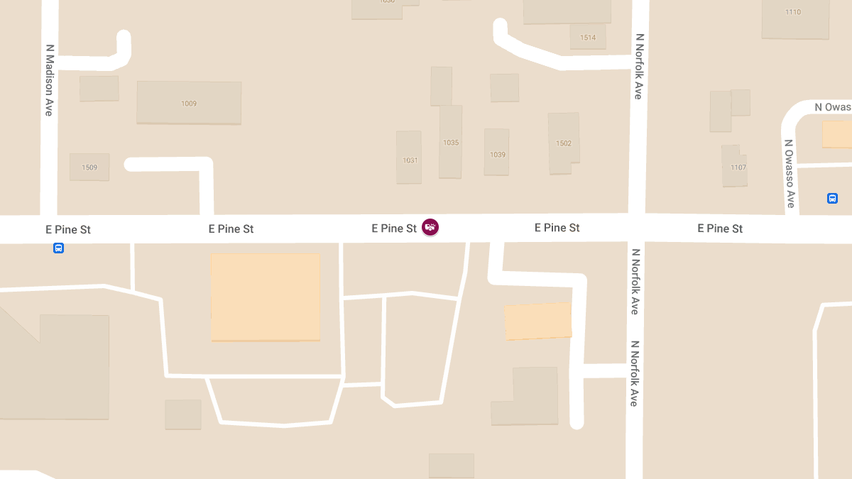 Injury Crash Reported at 1000 E Pine St