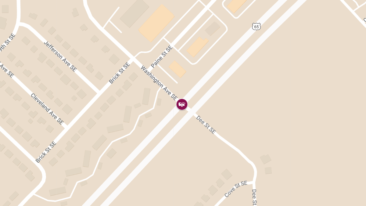 Injury Crash Reported at Washington Ave & Hubbell Ave