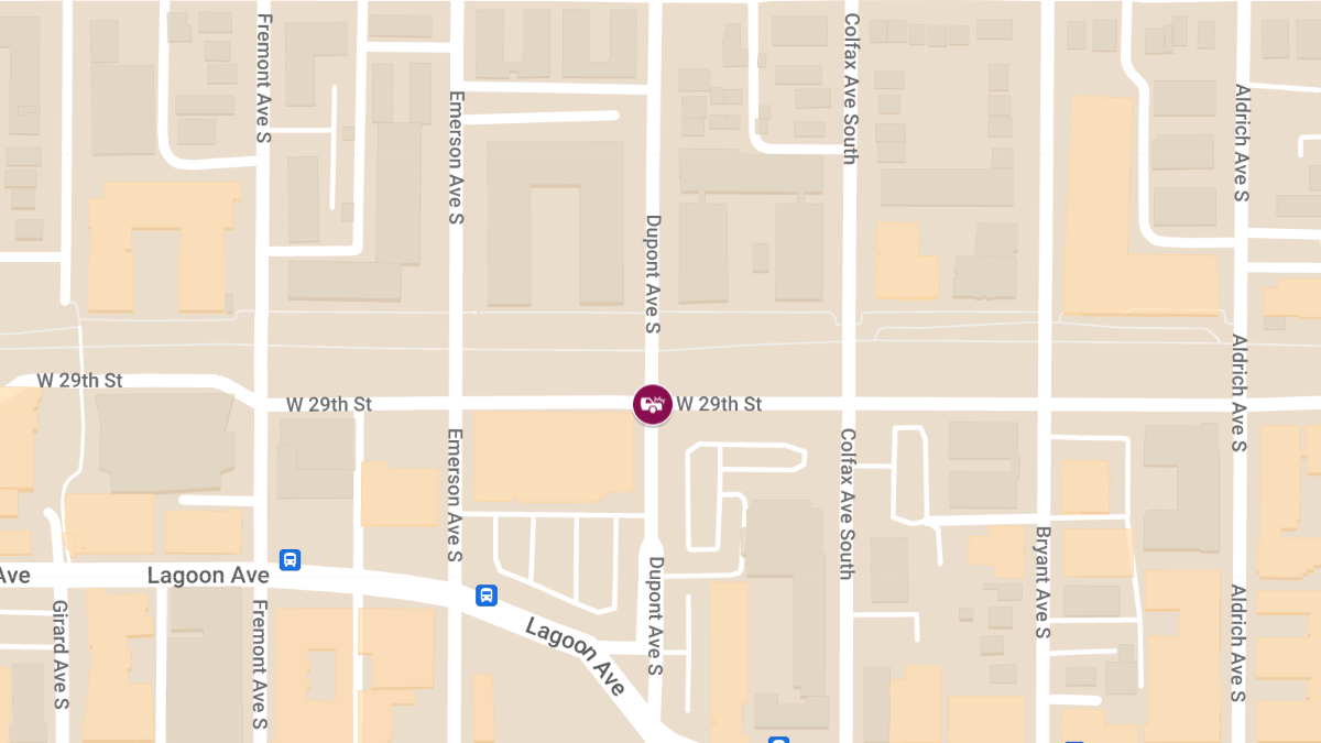 Injury Crash at W 29th St & Dupont Ave S