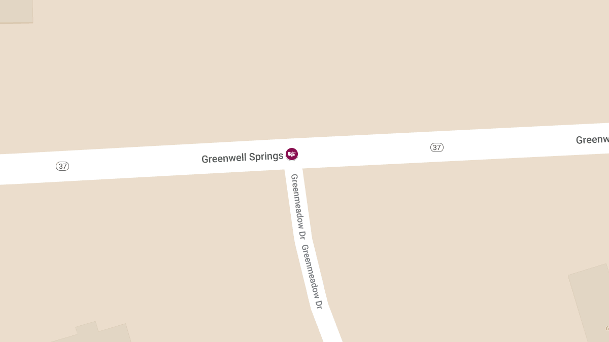 Injury Crash on Greenwell Springs Rd at Greenmeadow Dr