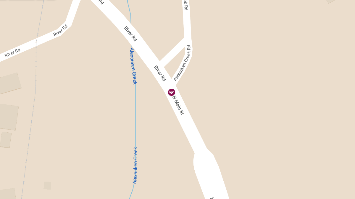 Injury Crash on N Main St near Alexauken Creek Rd
