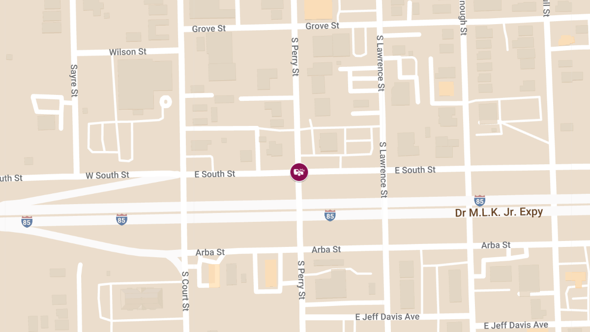 Major Crash Closes East South St at South Perry St