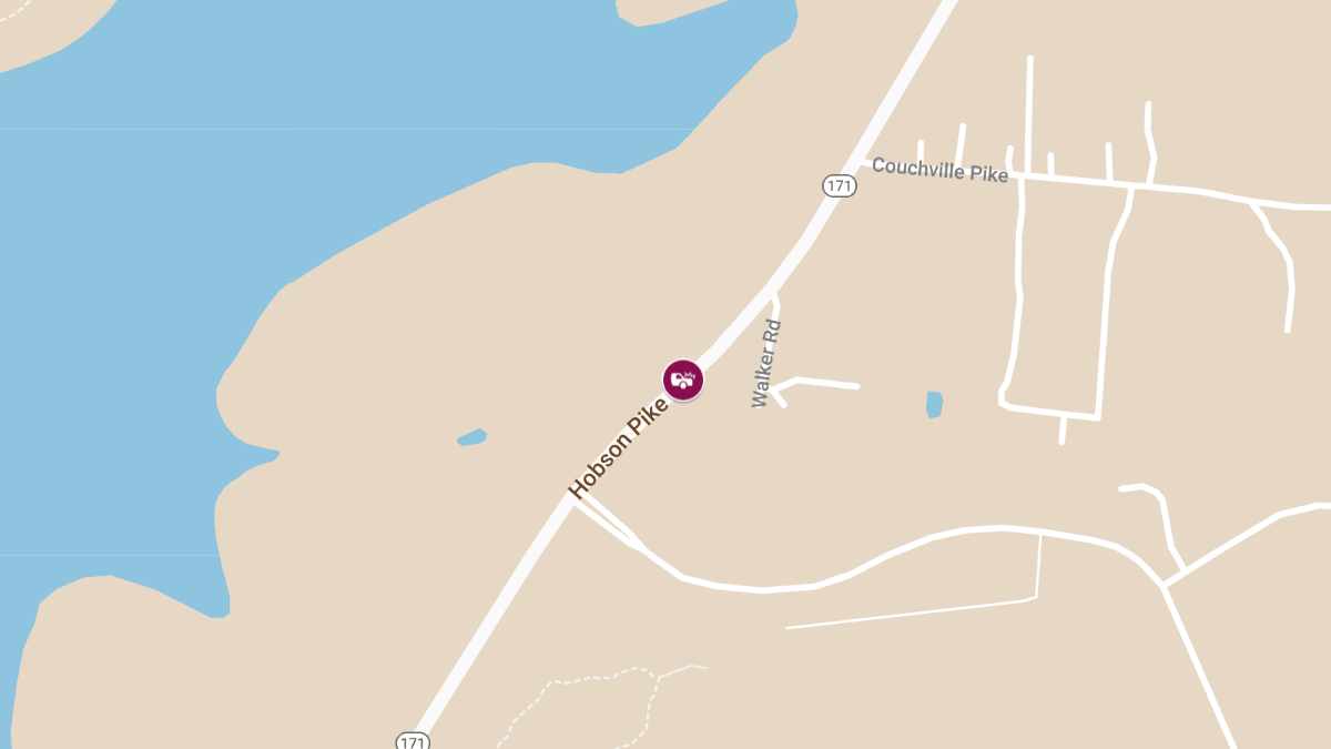 Motor Vehicle Accident with Injuries at 2910 Hobson Pike