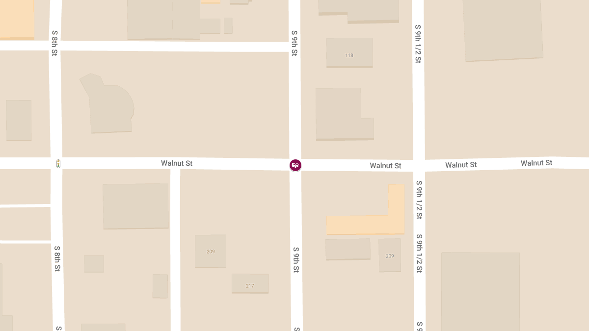 Motor Vehicle Collision with Injuries at 9th St & Walnut St
