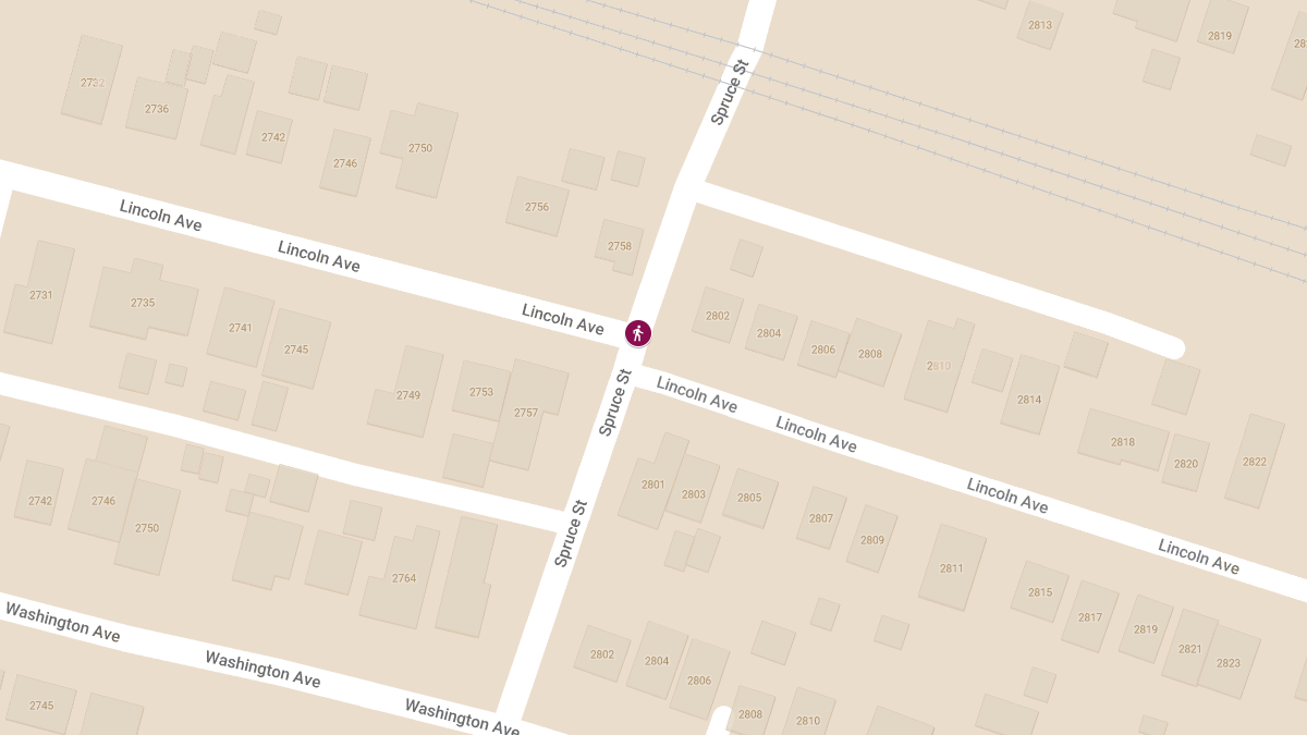Pedestrian Struck at Spruce St & Lincoln Ave