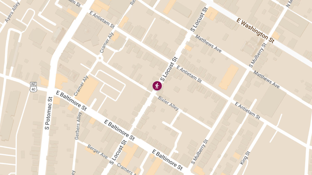 Pedestrian Struck on S Locust St