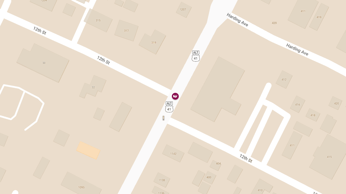 Rollover Crash with Injuries at 12th St & Green St