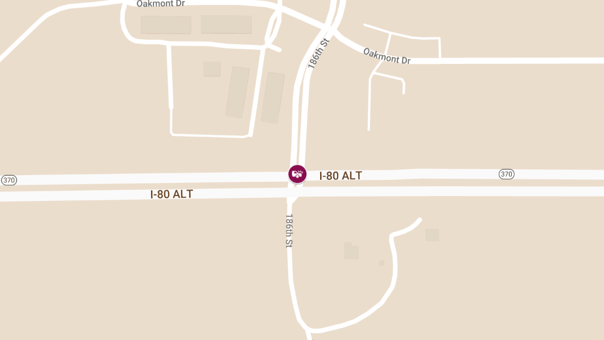 Three-Vehicle Crash with Injuries on Hwy 370 & S 186th St