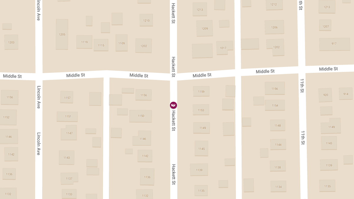 Traffic Accident with Injuries and Blockage on Hackett St