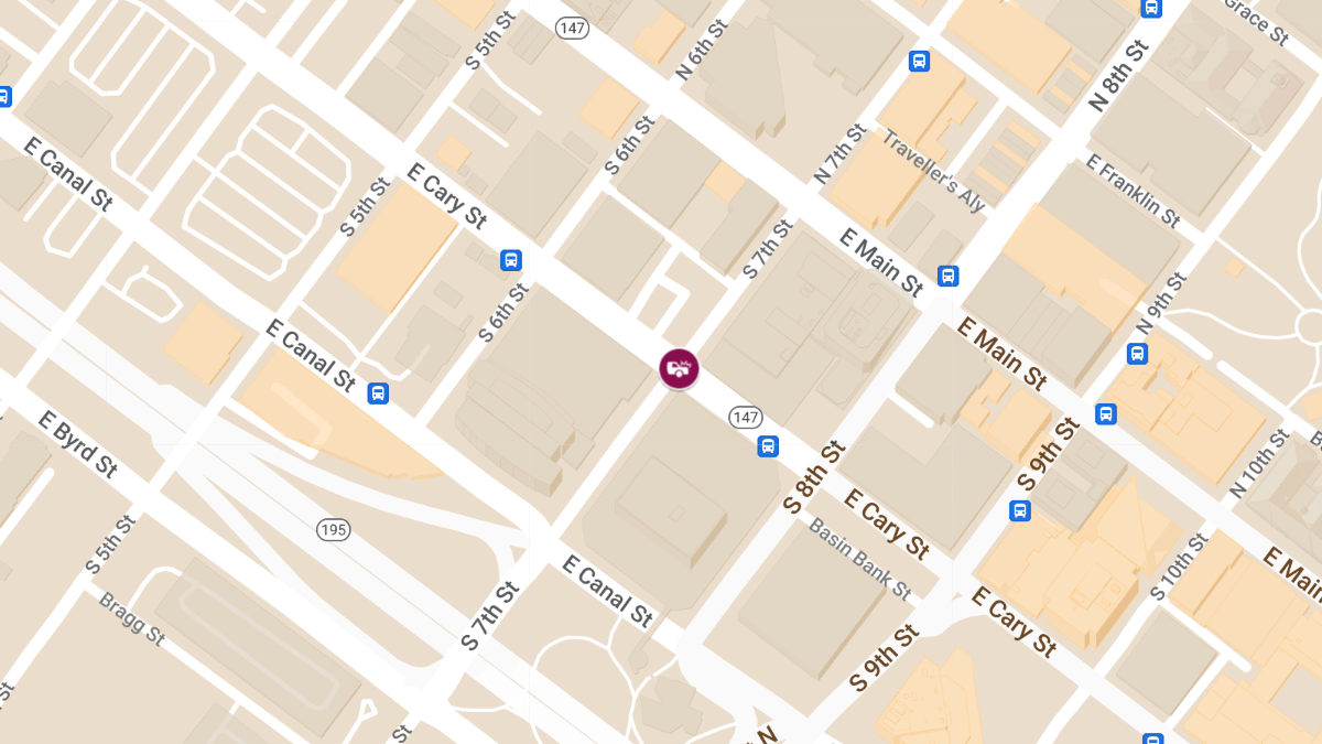 Traffic Crash with Injuries at E Cary St & S 7th St in Downtown Richmond