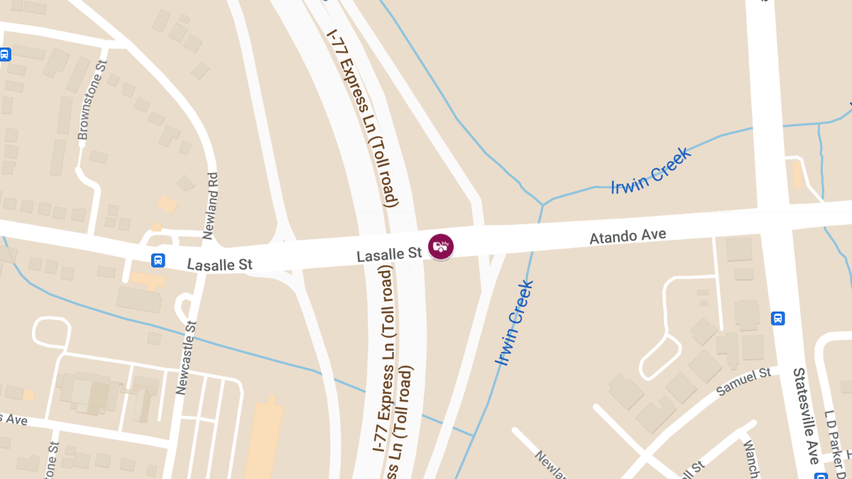 Two-Car Crash with Injuries on I-77 S at Lasalle St