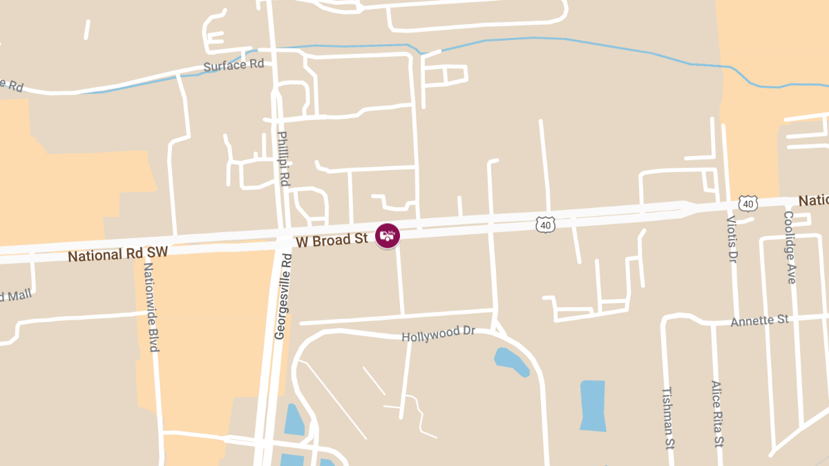 Two SUVs Collide in Parking Lot on W Broad St, One Injured