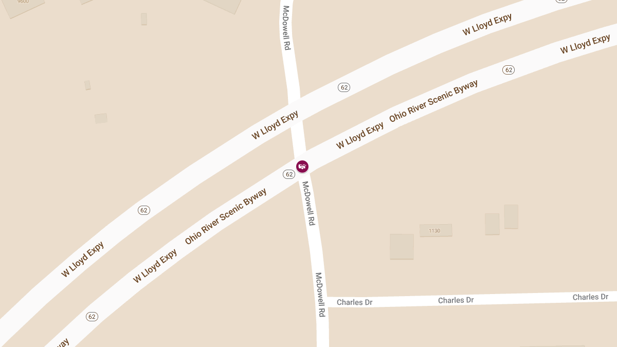 Two-Vehicle Accident with Injuries and Extrication at W Lloyd Expy & McDowell Rd