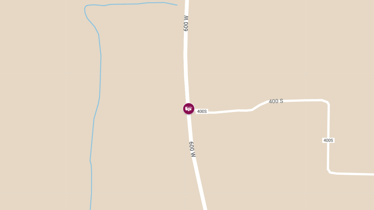 Two-Vehicle Collision at 600 W and 400 S Causes Injuries