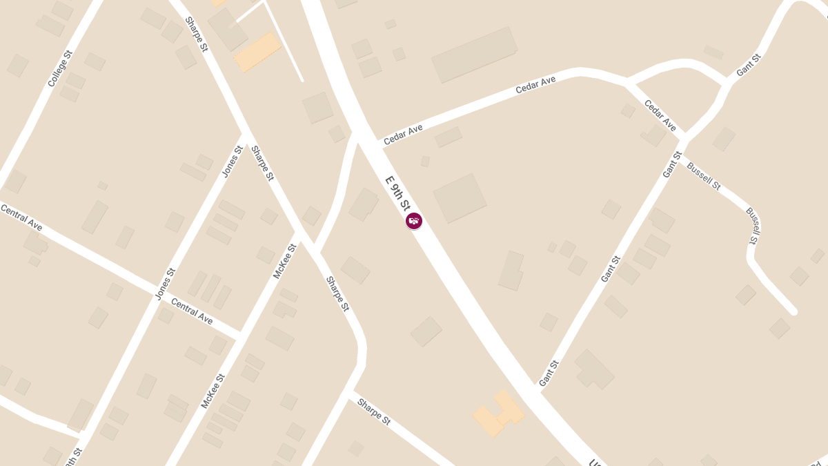 Two-Vehicle Crash on East 9th St Sends Woman to Hospital