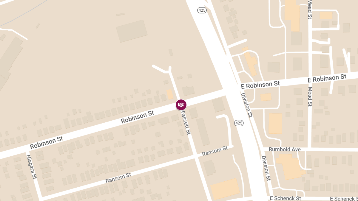 Two-Vehicle Crash with Injuries at Robinson St & Fassett St