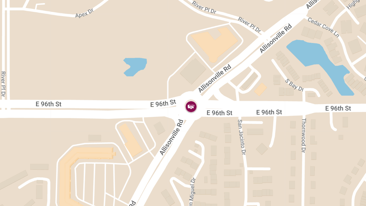 Vehicle Accident with Injuries at E 96th St & Allisonville Rd