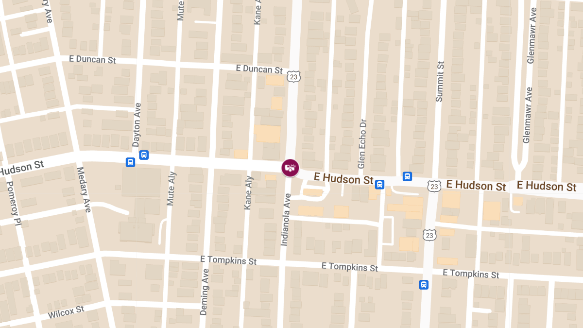 Vehicle Collision with Injuries Reported at E Hudson St and Indianola Ave