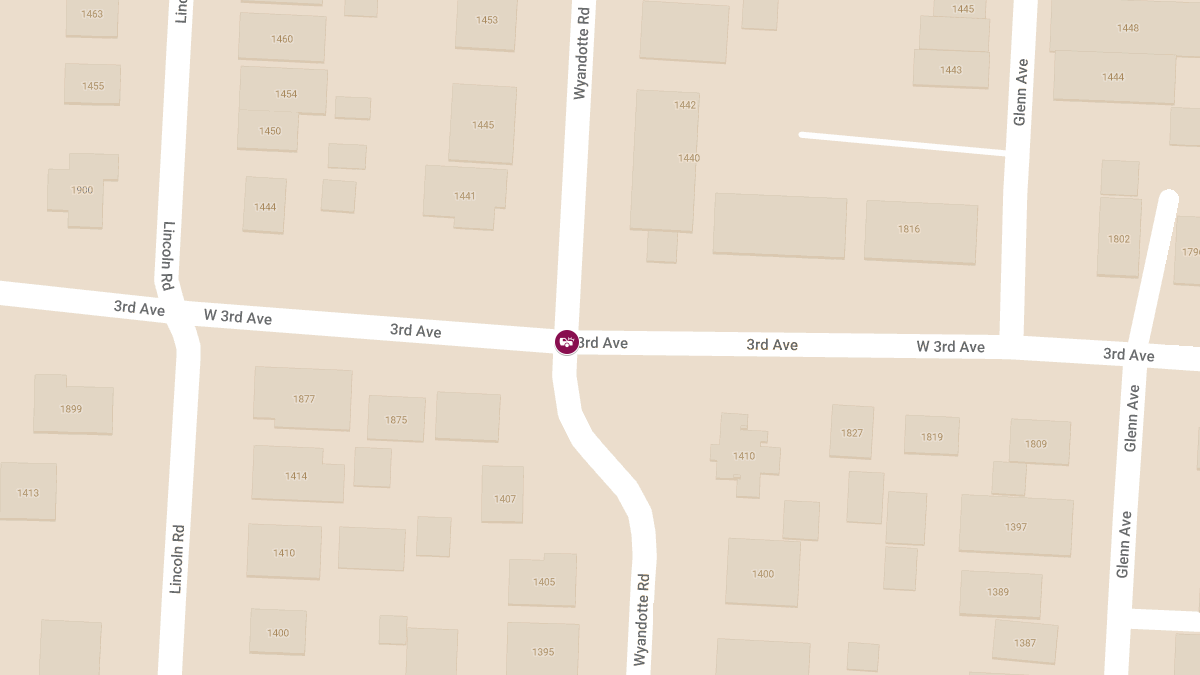 Vehicle Collision with Injuries Reported at Wyandotte Rd and W 3rd Ave