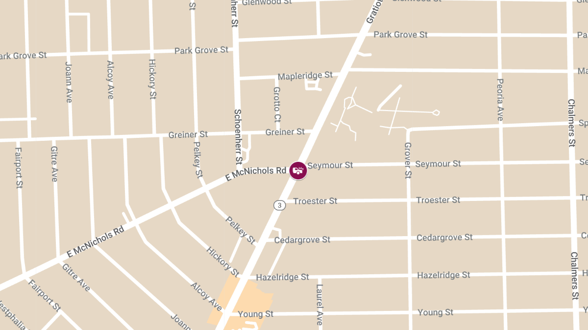 Vehicle Collision with Injuries at Gratiot Ave & E McNichols Rd