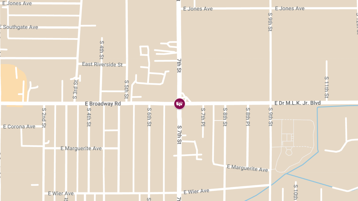 Vehicle Collision with Injuries at S 7th St & E Broadway Rd
