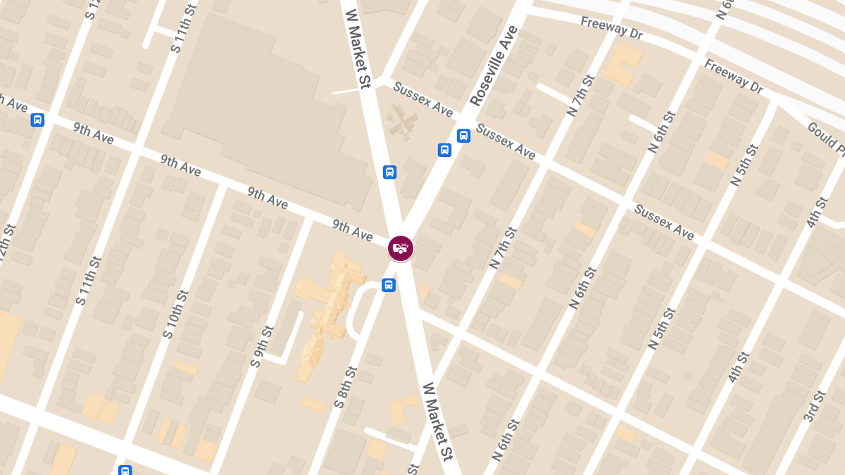 Vehicle Crash With Injuries at W Market St & Roseville Ave