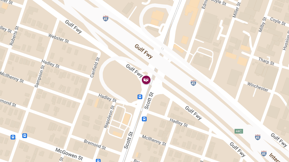 Accident With Injuries at 3502 Gulf Fwy