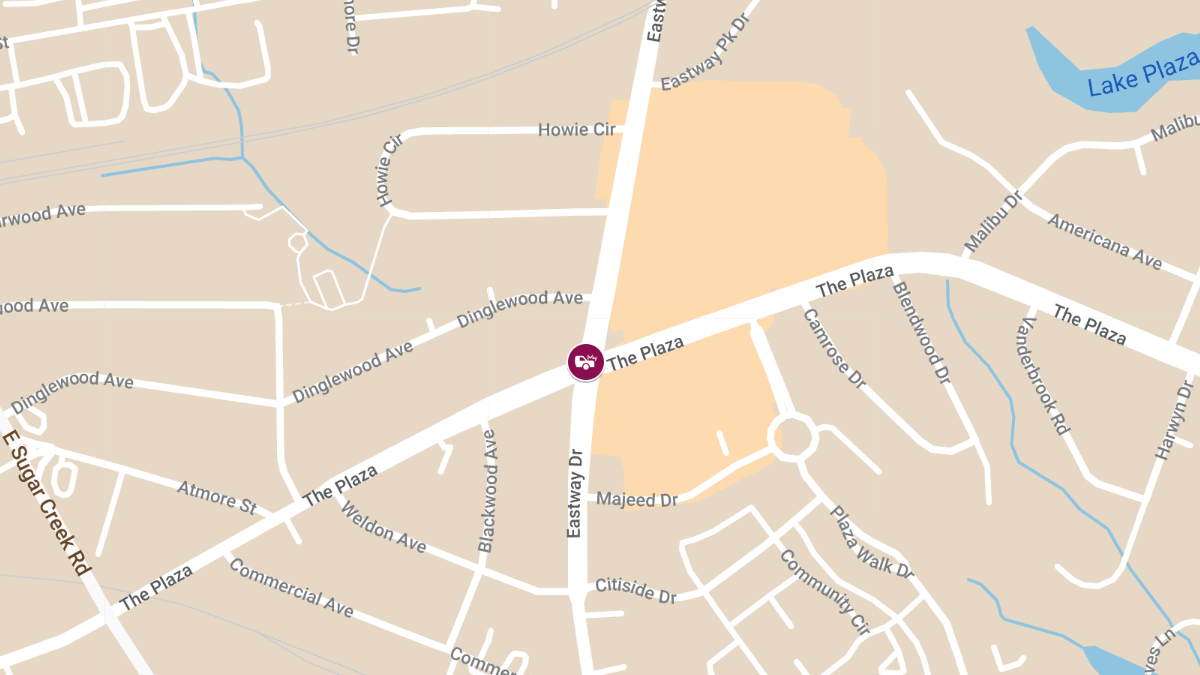 Accident With Injuries at Eastway Dr & The Plaza