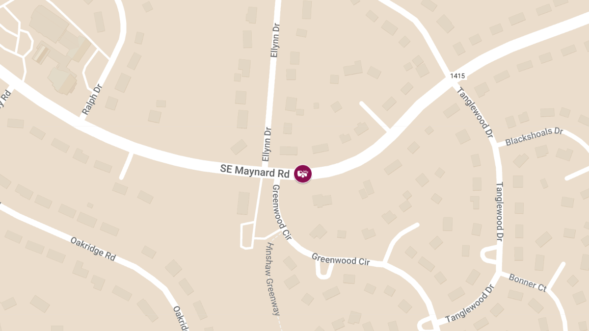 Accident with Injuries at SE Maynard Rd & Greenwood Cir