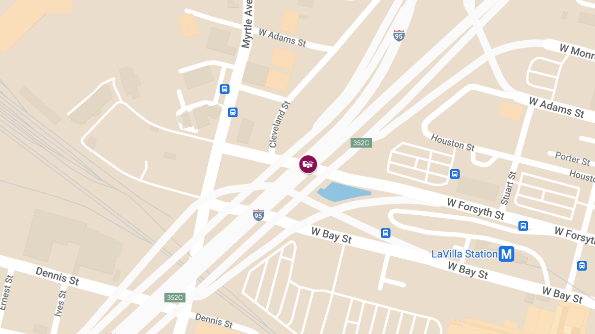 Auto Crash at Forsyth St Exit 352B on I-95 NB