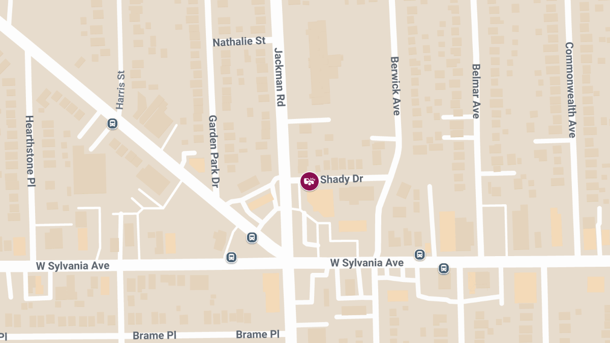 Car Collision with Injuries Reported at 1644 Shady Dr