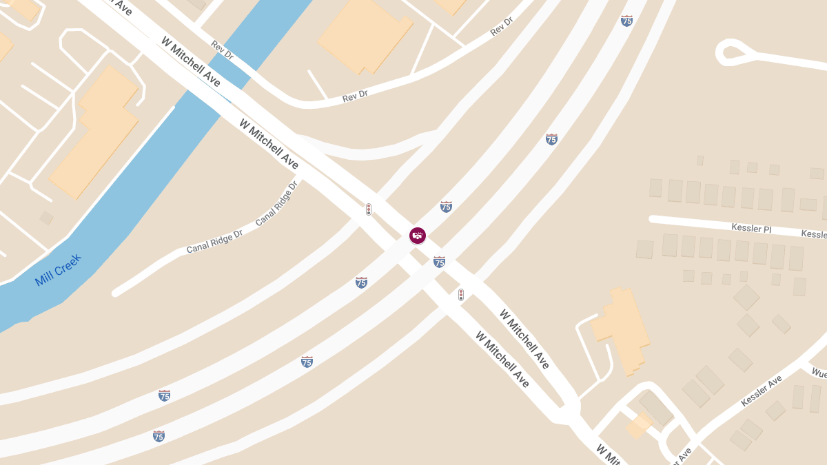 Car Crash with Injuries Reported on I-75 South at W Mitchell Ave