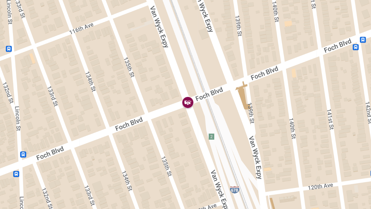 Car Crash with Injuries at Belt Pkwy W & Van Wyck Expy S