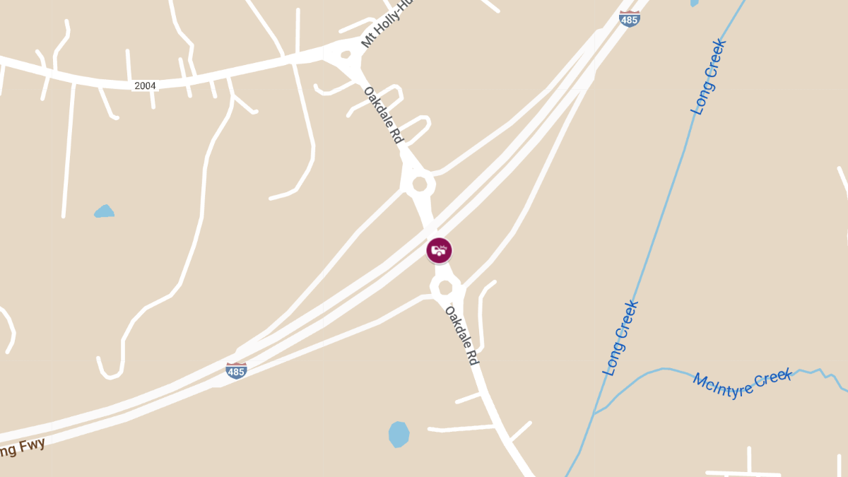 Car Crash with Injuries at I-485 RA & Oakdale Rd