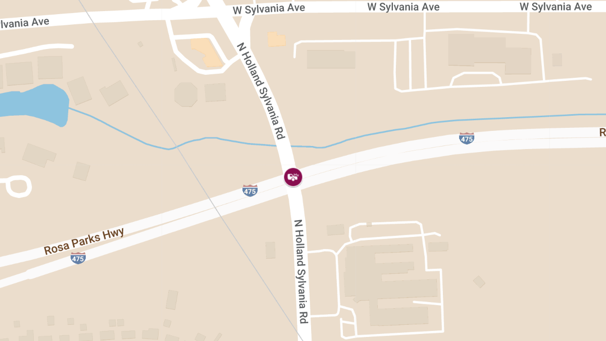 Car Crash with Injuries on I-475 E at N Holland Sylvania Rd