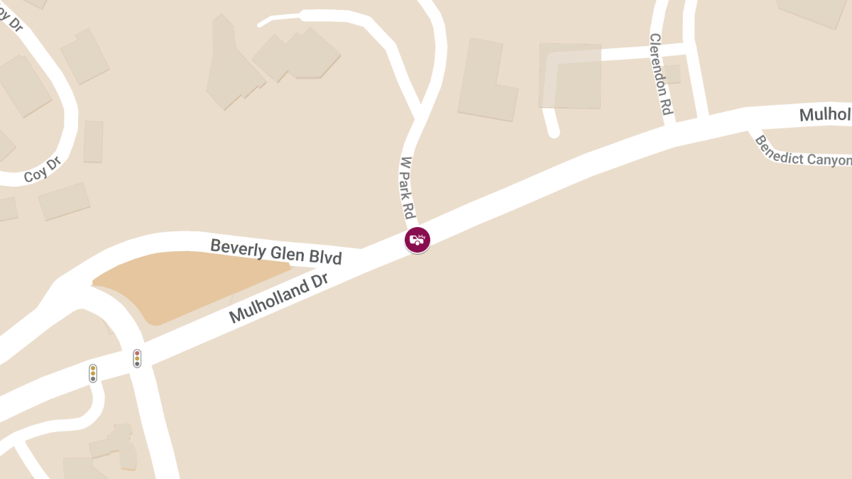 Collision With Injuries at Mulholland Dr & W Park Rd