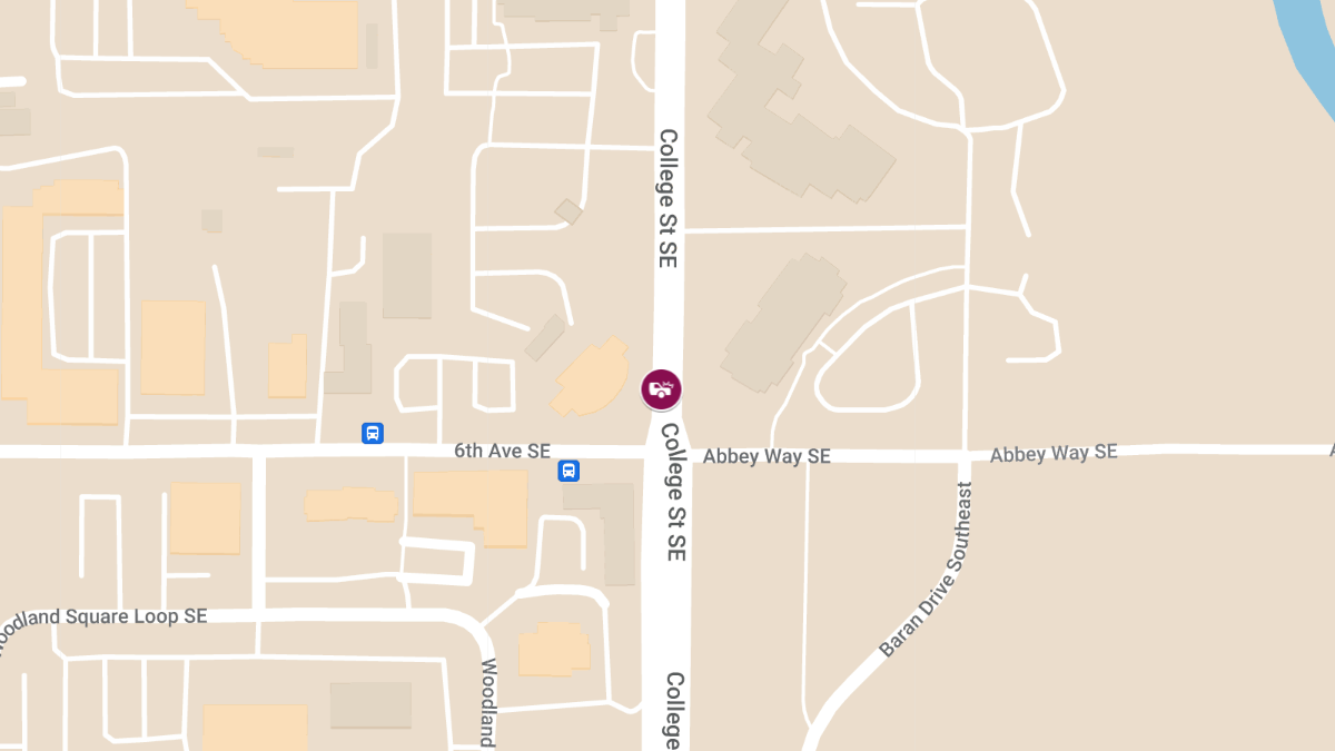 Collision with Injuries Blocks Roadway at College St & 6th Ave SE