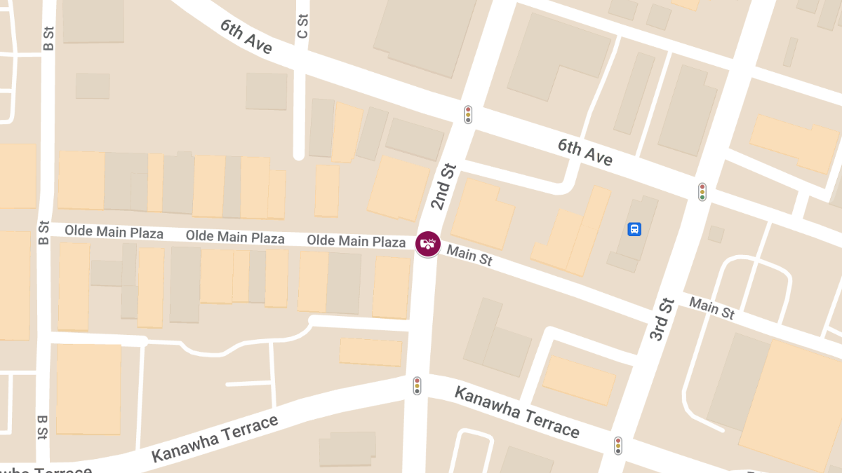 Collision with Injuries at Pennsylvania Ave & 2nd St