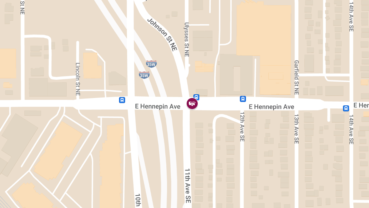 Collision with Injuries on I-35W N at E Hennepin Ave