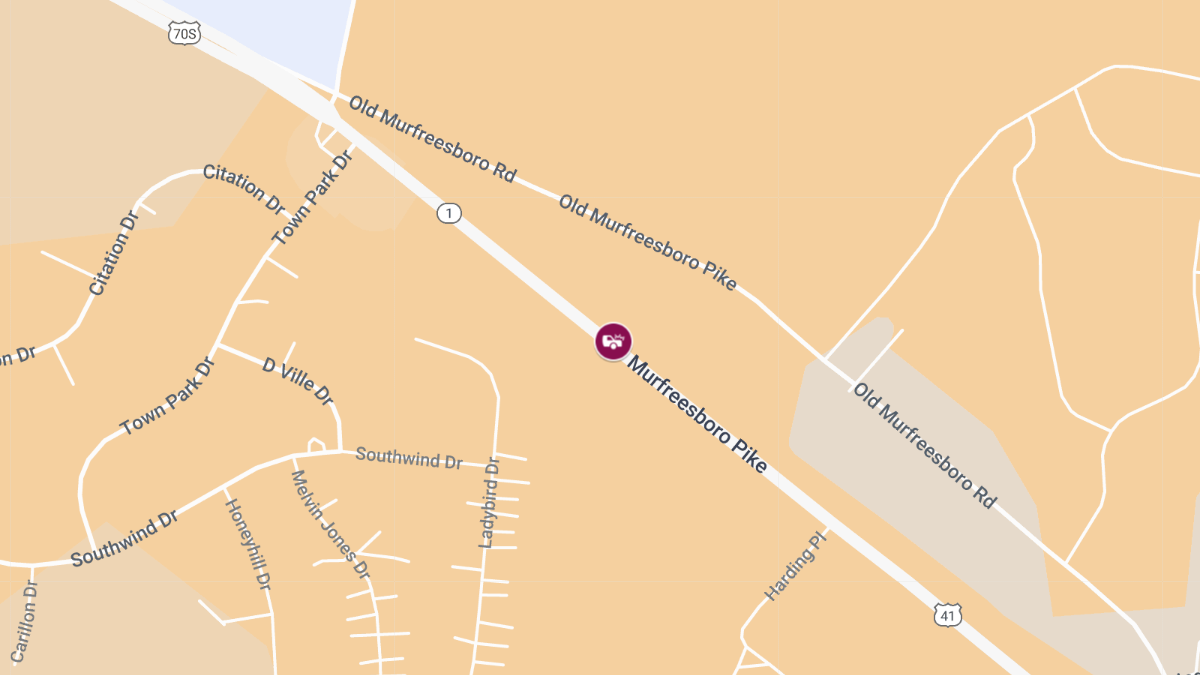 Collision with Injury at 831 Murfreesboro Pike