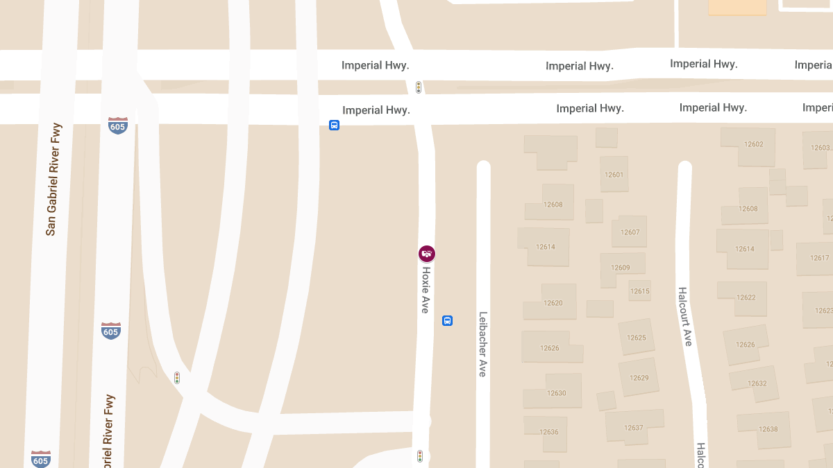 Crash With Injuries at 12500 Hoxie Ave