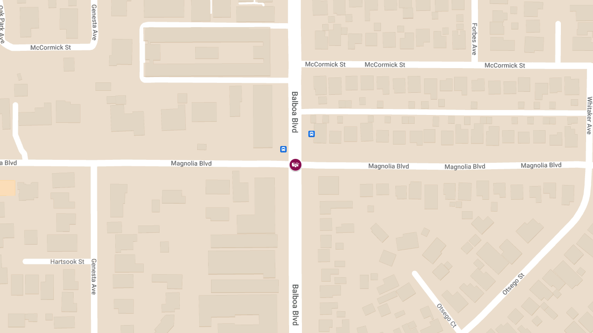 Crash With Injuries at Balboa Blvd & Magnolia Blvd