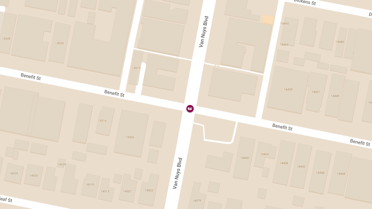 Crash With Injuries at Van Nuys Blvd & Benefit St