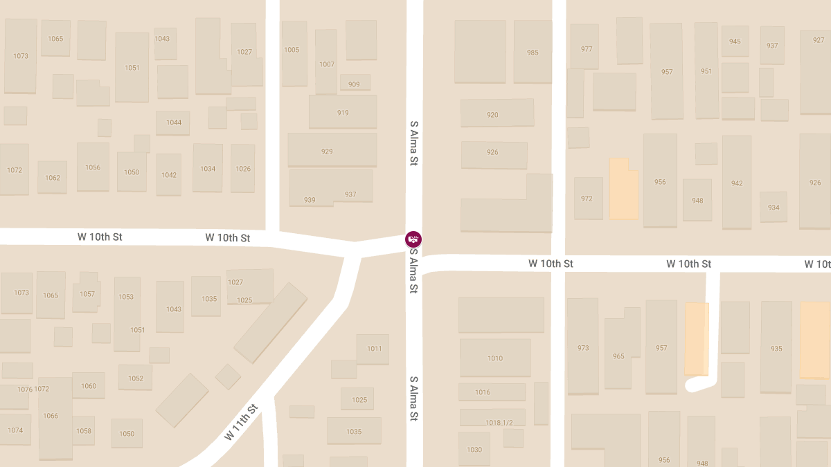 Crash With Injuries at W 10th St & S Alma St