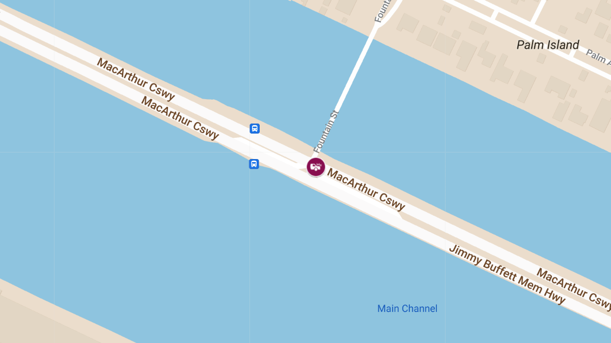Crash With Injuries on MacArthur Causeway