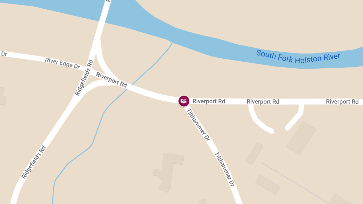 Crash at Riverport Rd & Tilthammer Dr Leads to Injuries