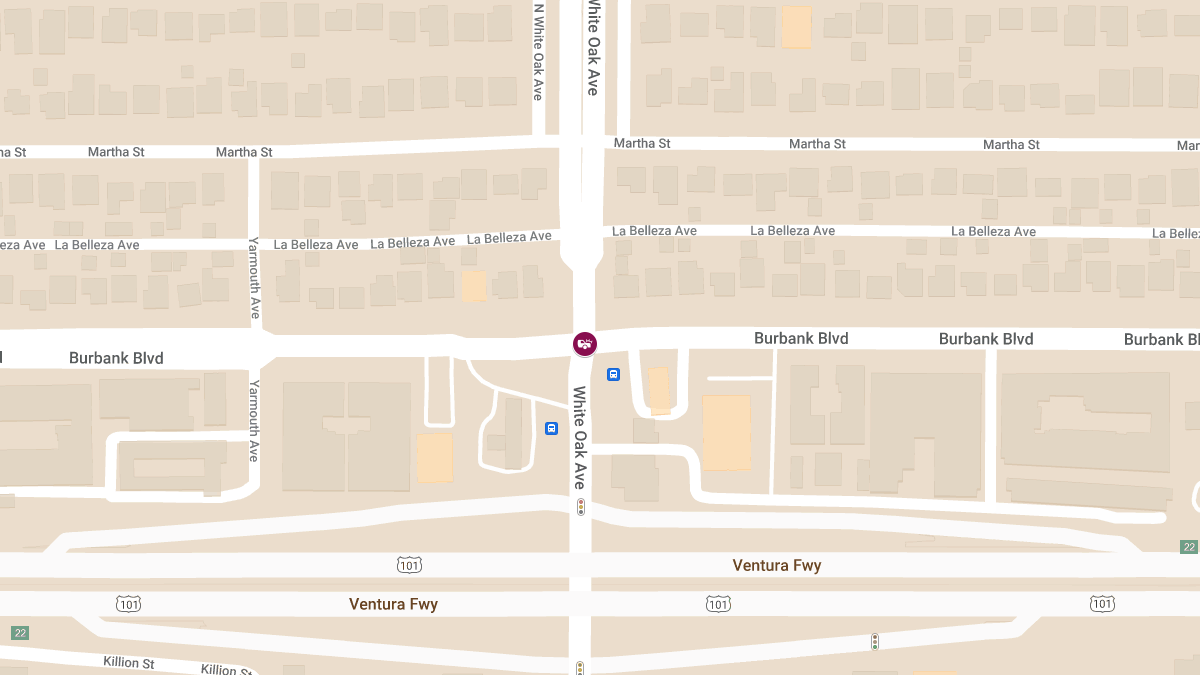 Crash at White Oak Ave & Burbank Blvd in Encino Results in Injuries